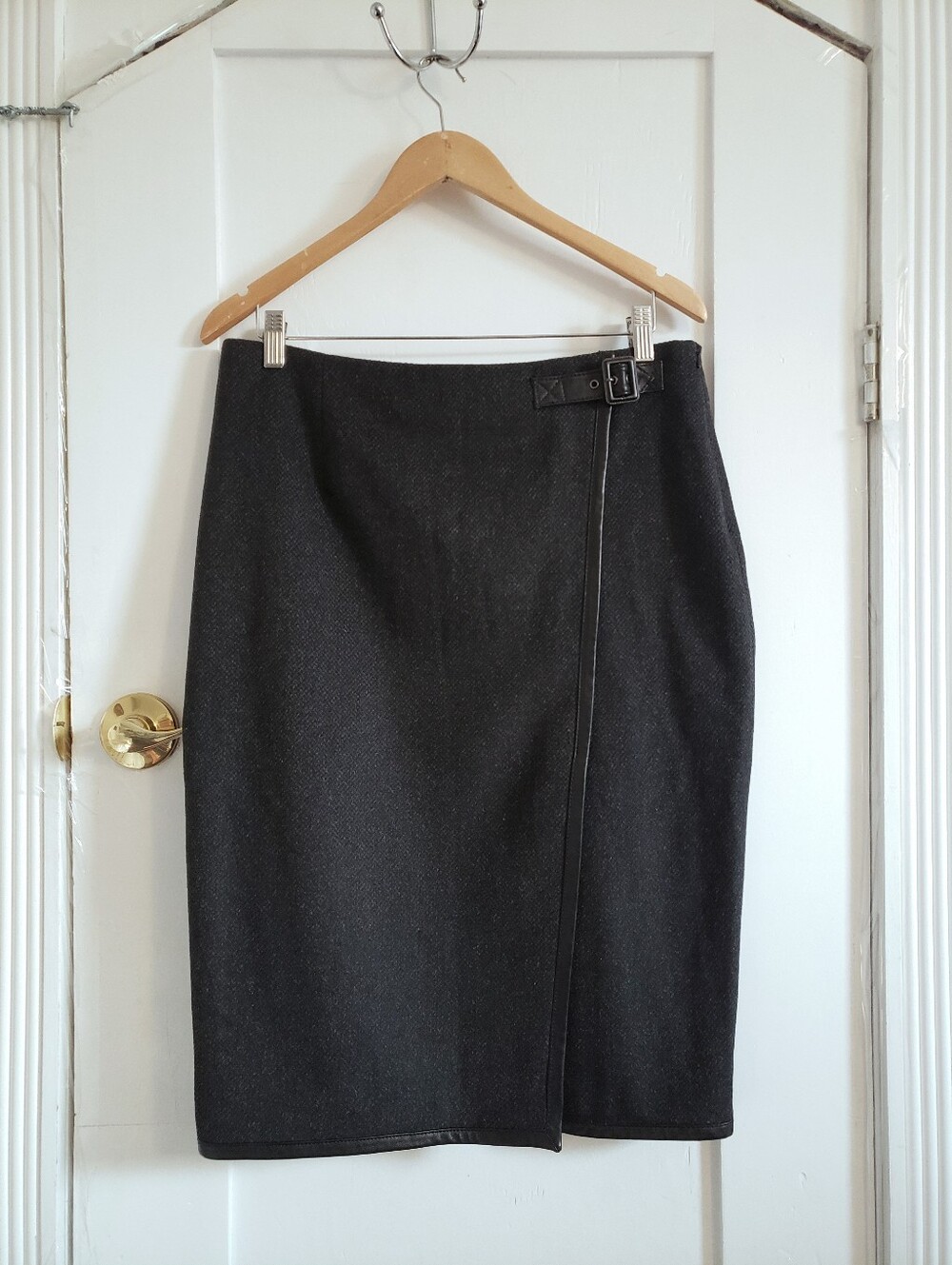 Danier Italian Leather Wool Blend Skirt - Size 10